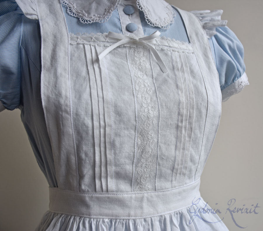 "Cydonia" Linen Apron