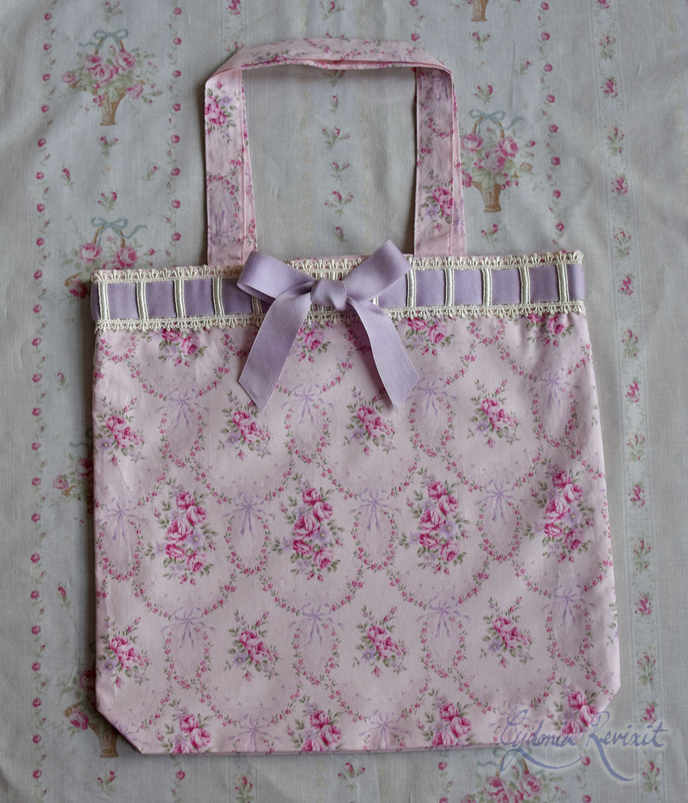 Laced-up Floral Print Tote Bag