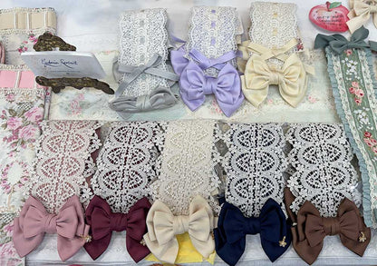 Blumendansen Lace Headdress