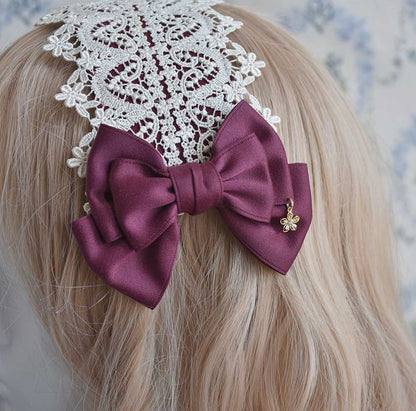 Blumendansen Lace Headdress