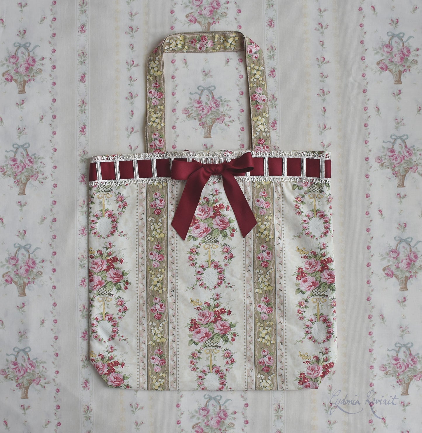 [Nostalgia Series] Laced-up Floral Print Tote Bag: Muguet & Rose