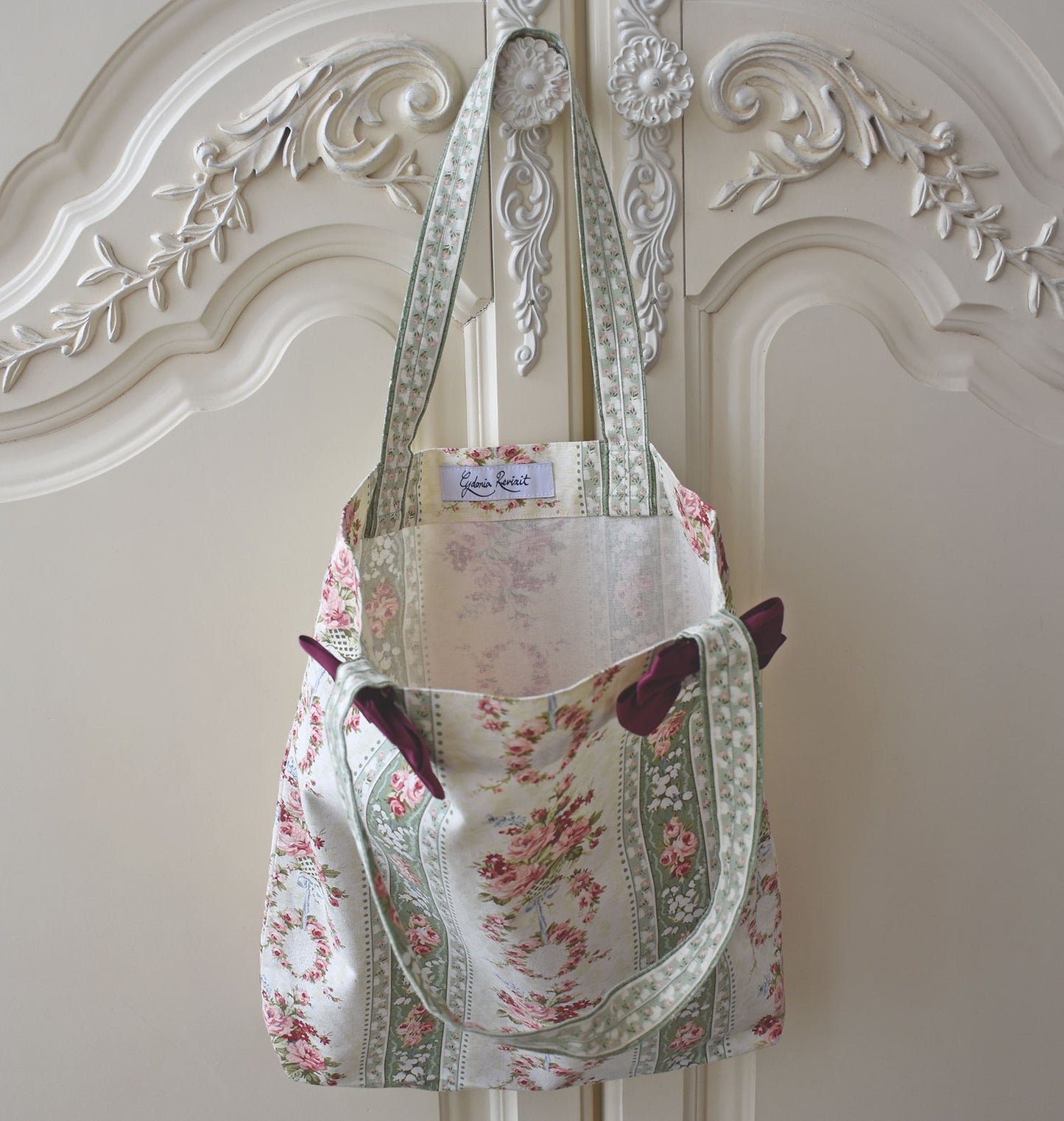 [Nostalgia Series] Plain Floral Print Tote Bag