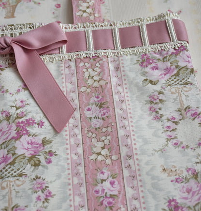 [Nostalgia Series] Laced-up Floral Print Tote Bag: Muguet & Rose