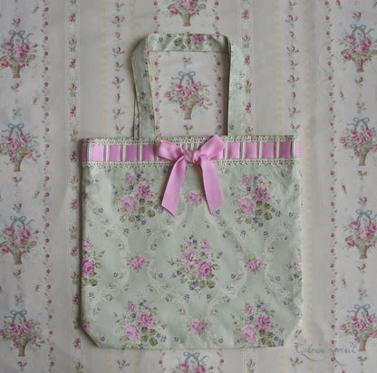 [Nostalgia Series] Laced-up Floral Print Tote Bag: Rose Vine