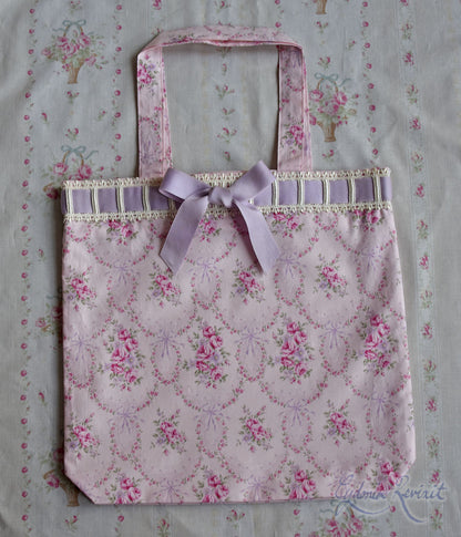 Laced-up Floral Print Tote Bag